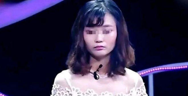 开元体育官网入口他借30万女友留学女友回国要分手他：陪我1000天一天300元(图2)