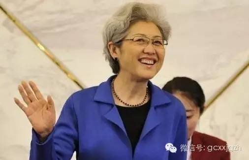 开元体育官网入口习的女翻译到底啥来头？(图4)