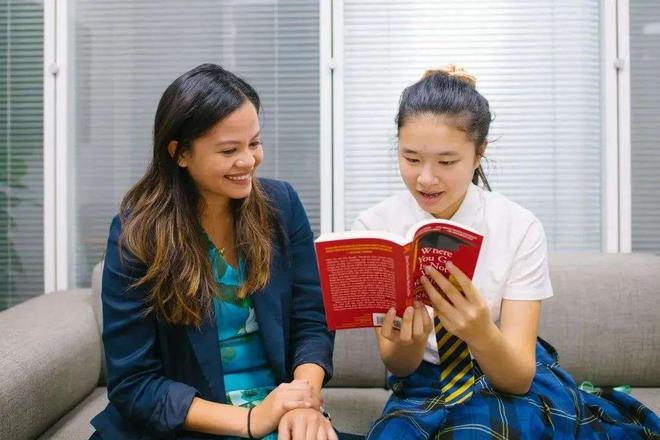 开元体育官网13岁出国的00后女孩冲上热搜背后是低龄留学的不易和寄宿制学校的崛起(图9)